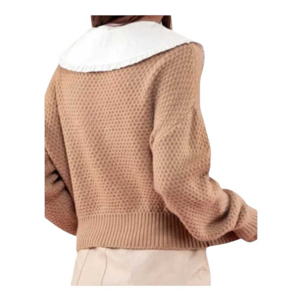 Blu Pepper NWT Medium Doll Collared CableKnit Once Upon a time Sweater taupe - Picture 6 of 14